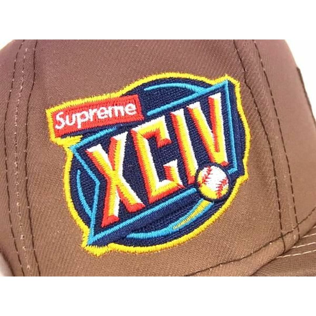 Supreme(シュプリーム)の■新品■未使用■ Supreme シュプリーム ニューエラコラボ ボックスロゴ XCIV ポリエステル キャップ 帽子 サイズ7 1/2 ブラウン系 AS9659 メンズの帽子(キャップ)の商品写真