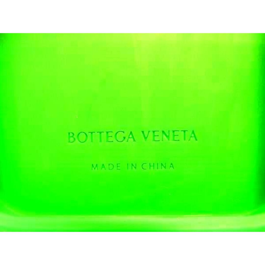 Bottega Veneta(ボッテガヴェネタ)の■美品■ BOTTEGA VENETA ボッテガヴェネタ ラバー iPhone13 Pro対応 アイフォンケース スマホケース グリーン系 AT9066 レディースのアクセサリー(その他)の商品写真