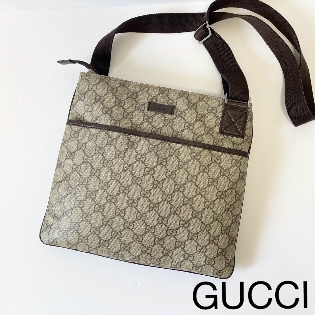 Gucci(グッチ)の【美品〜良品】グッチ  ショルダーバッグ　サコッシュ　GGスプリーム×レザー レディースのバッグ(ショルダーバッグ)の商品写真