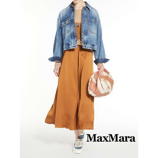 ウィークエンドマックスマーラ(Weekend Max Mara)のマックスマーラ Aライン サテン地スカート ブラウン(ロングスカート)