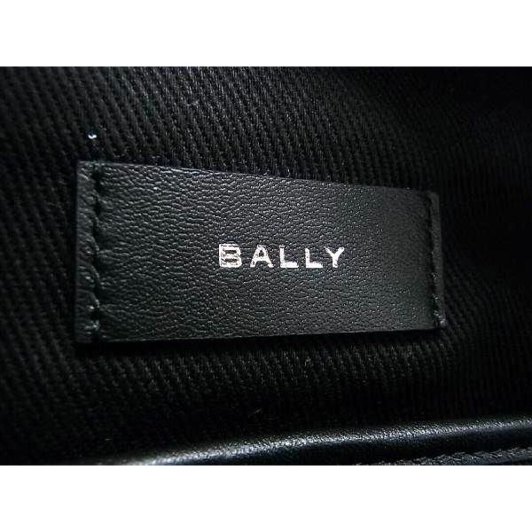 Bally(バリー)の■新品■未使用■ BALLY バリー ナイロン ゼブラ柄 リュックサック バックパック レディース ネイビー系×ブラック系 AW5109 メンズのバッグ(トートバッグ)の商品写真