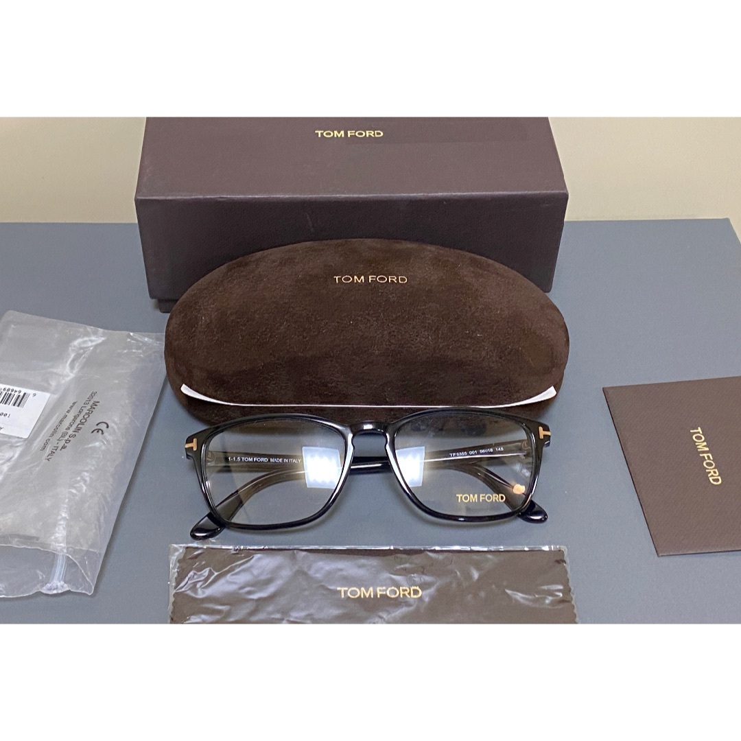 TOM FORD EYEWEAR(トムフォードアイウェア)の未使用品　TOM FORD TF5355　ウエリントンフレーム　トムフォード メンズのファッション小物(サングラス/メガネ)の商品写真