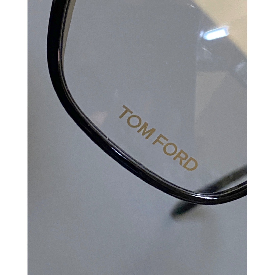 TOM FORD EYEWEAR(トムフォードアイウェア)の未使用品　TOM FORD TF5355　ウエリントンフレーム　トムフォード メンズのファッション小物(サングラス/メガネ)の商品写真
