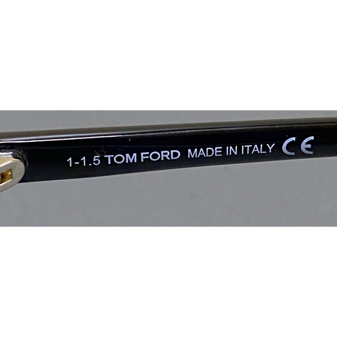 TOM FORD EYEWEAR(トムフォードアイウェア)の未使用品　TOM FORD TF5355　ウエリントンフレーム　トムフォード メンズのファッション小物(サングラス/メガネ)の商品写真