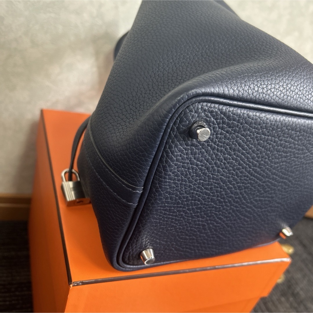 Hermes(エルメス)のエルメス　ピコタンpm ブルーニュイ レディースのバッグ(トートバッグ)の商品写真