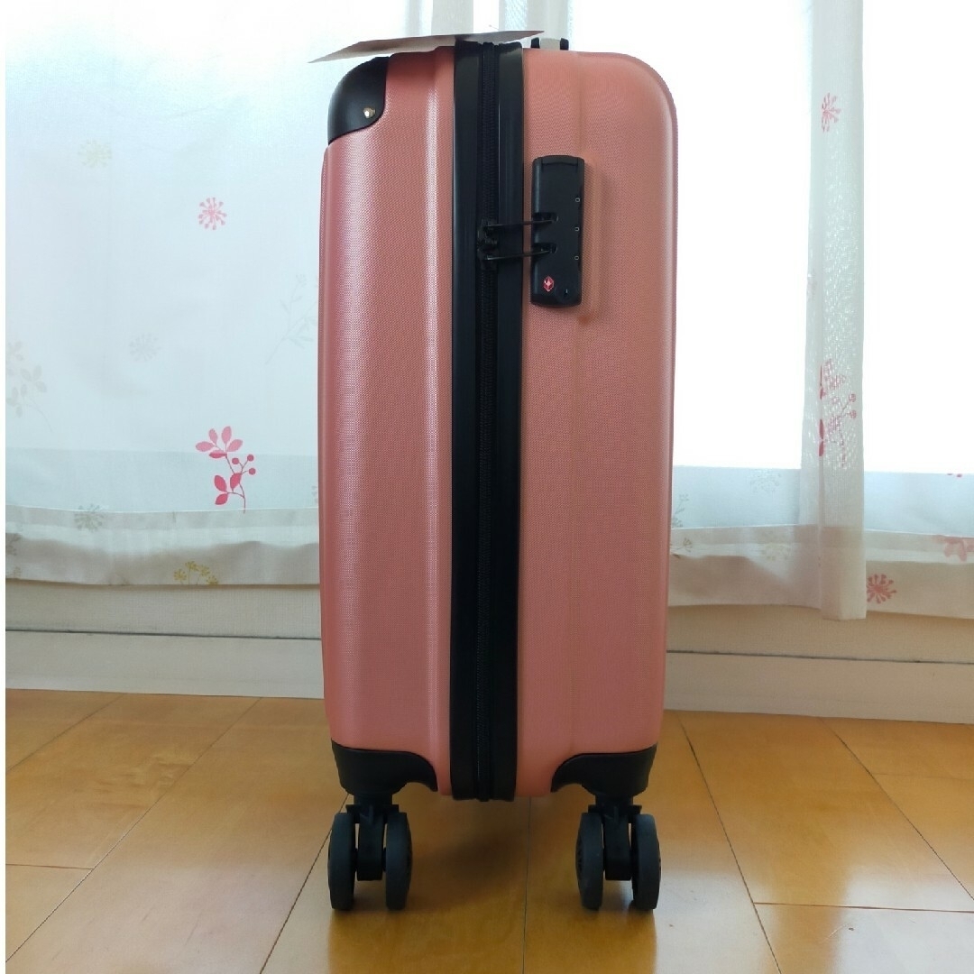 新品 機内持ち込み可能 スーツケース Sサイズ キャリーバッグ ローズゴールド レディースのバッグ(スーツケース/キャリーバッグ)の商品写真