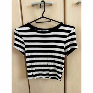 ザラ(ZARA)のZARA クロップド丈Tシャツ ボーダー(Tシャツ(半袖/袖なし))