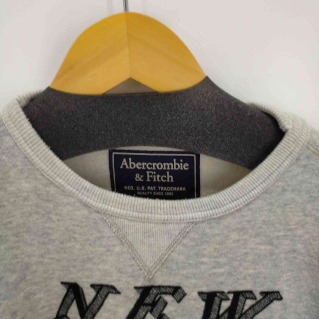 Abercrombie&Fitch(アバクロンビーアンドフィッチ)のAbercrombie & Fitch(アバクロンビーアンドフィッチ) メンズ メンズのトップス(スウェット)の商品写真