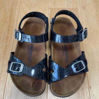 ビルケンシュトック(BIRKENSTOCK)のビルケンシュトック  キッズ　サンダル　サイズ18cm  ブラックラメ(サンダル)