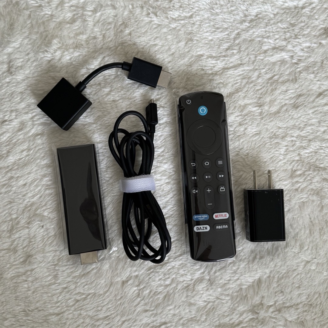 Amazon(アマゾン)のFire TV stick スマホ/家電/カメラのテレビ/映像機器(映像用ケーブル)の商品写真