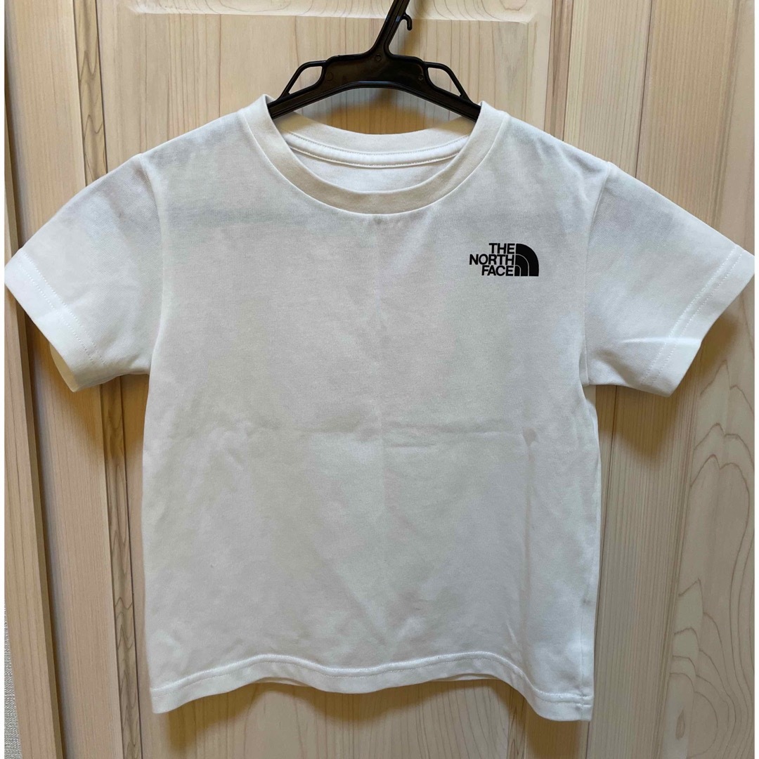 THE NORTH FACE(ザノースフェイス)のTHE NORTH FACE Tシャツ　110 キッズ/ベビー/マタニティのキッズ服女の子用(90cm~)(Tシャツ/カットソー)の商品写真