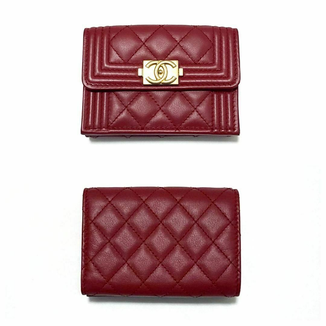 CHANEL(シャネル)のシャネル☆★ボーイシャネル☆A84432☆26番台☆レッド☆コンパクトウォレット レディースのファッション小物(財布)の商品写真