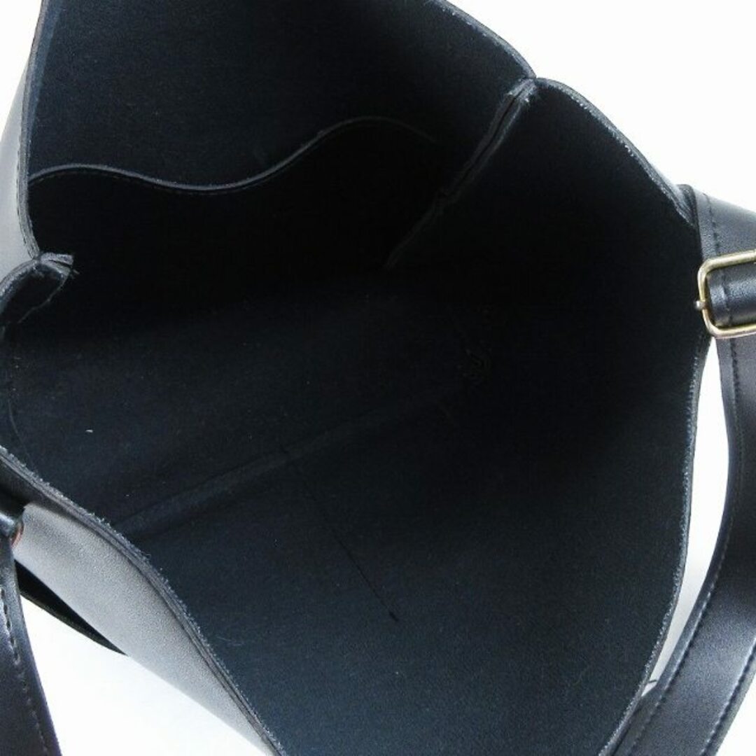 Spick & Span(スピックアンドスパン)のスピック&スパン 19AW アウトポケットショルダーバッグ ブラック ■SM1 レディースのバッグ(ショルダーバッグ)の商品写真