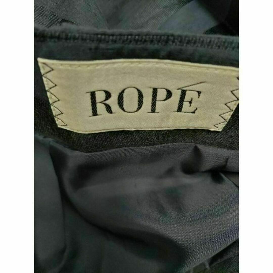 ROPE’(ロペ)のROPE ロペ ボーダー柄 タック付き フレアスカート 紺×黒 38 光沢あり レディースのスカート(ひざ丈スカート)の商品写真