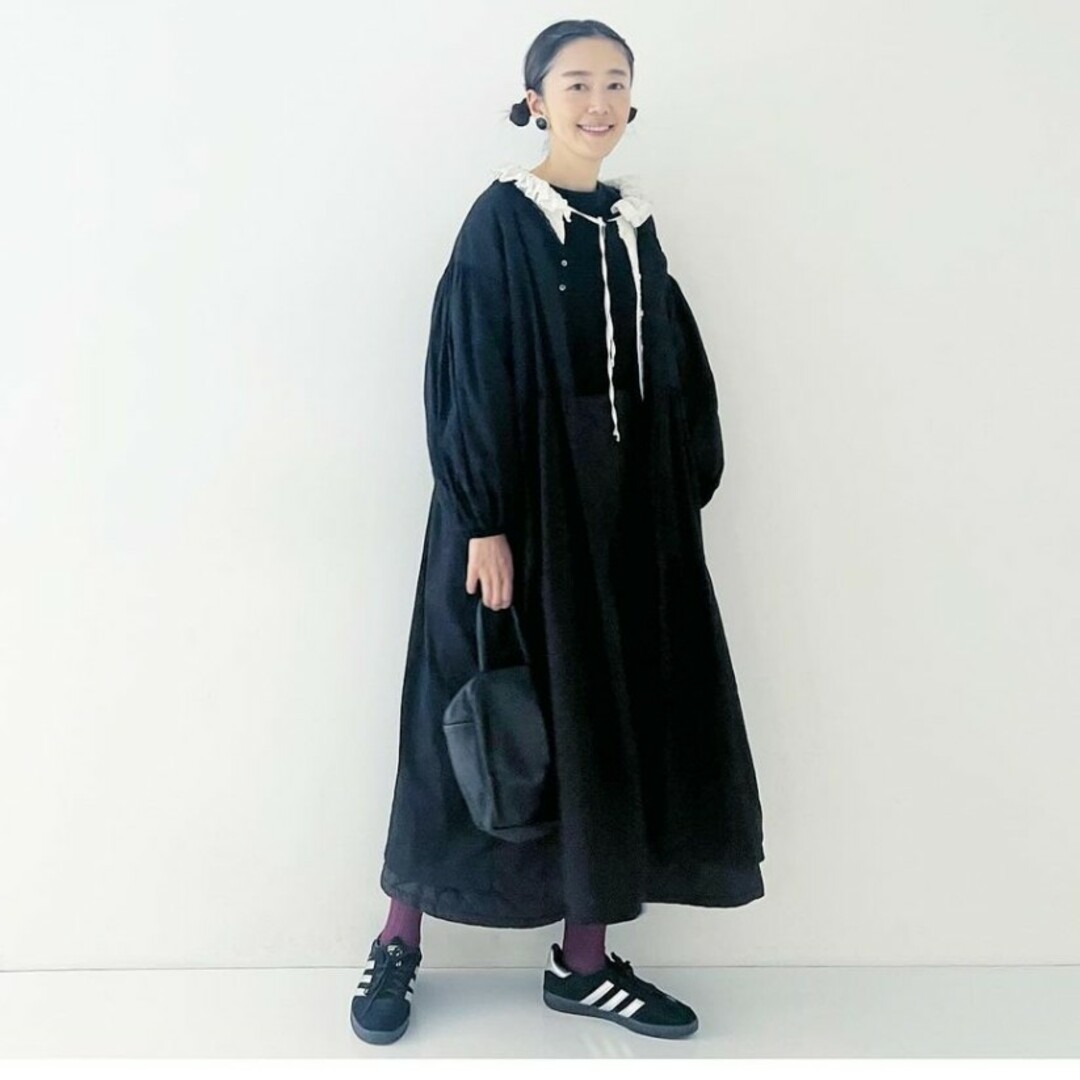 nest Robe(ネストローブ)のネストローブ❤コットンリネンダンガリーフリルシャツ レディースのトップス(シャツ/ブラウス(長袖/七分))の商品写真