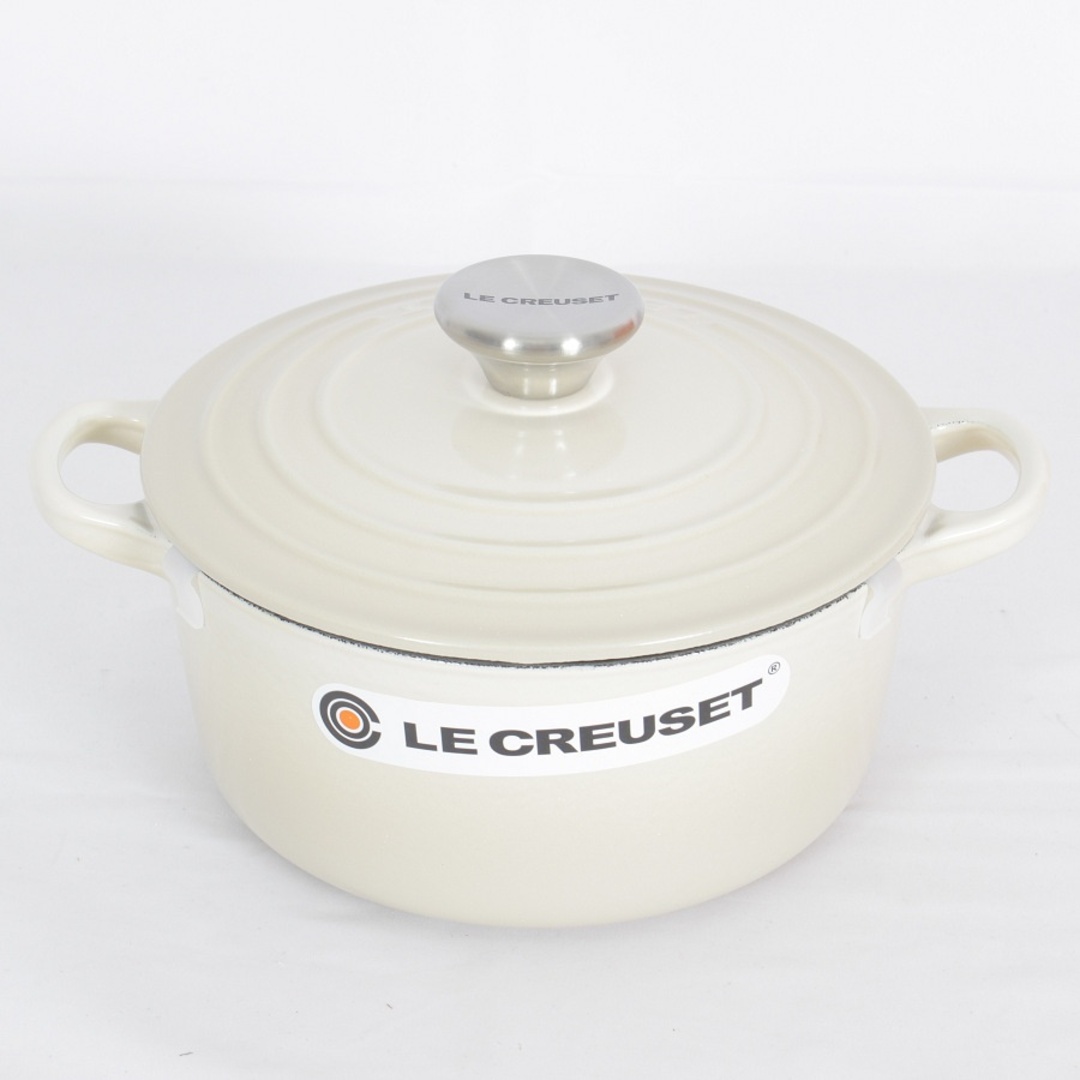 LE CREUSET(ルクルーゼ)の【新品】ル・クルーゼ ココット ロンド 18cm デューン 21001-18-68 ホーロー 両手鍋 LE CREUSET 本体 インテリア/住まい/日用品のキッチン/食器(鍋/フライパン)の商品写真