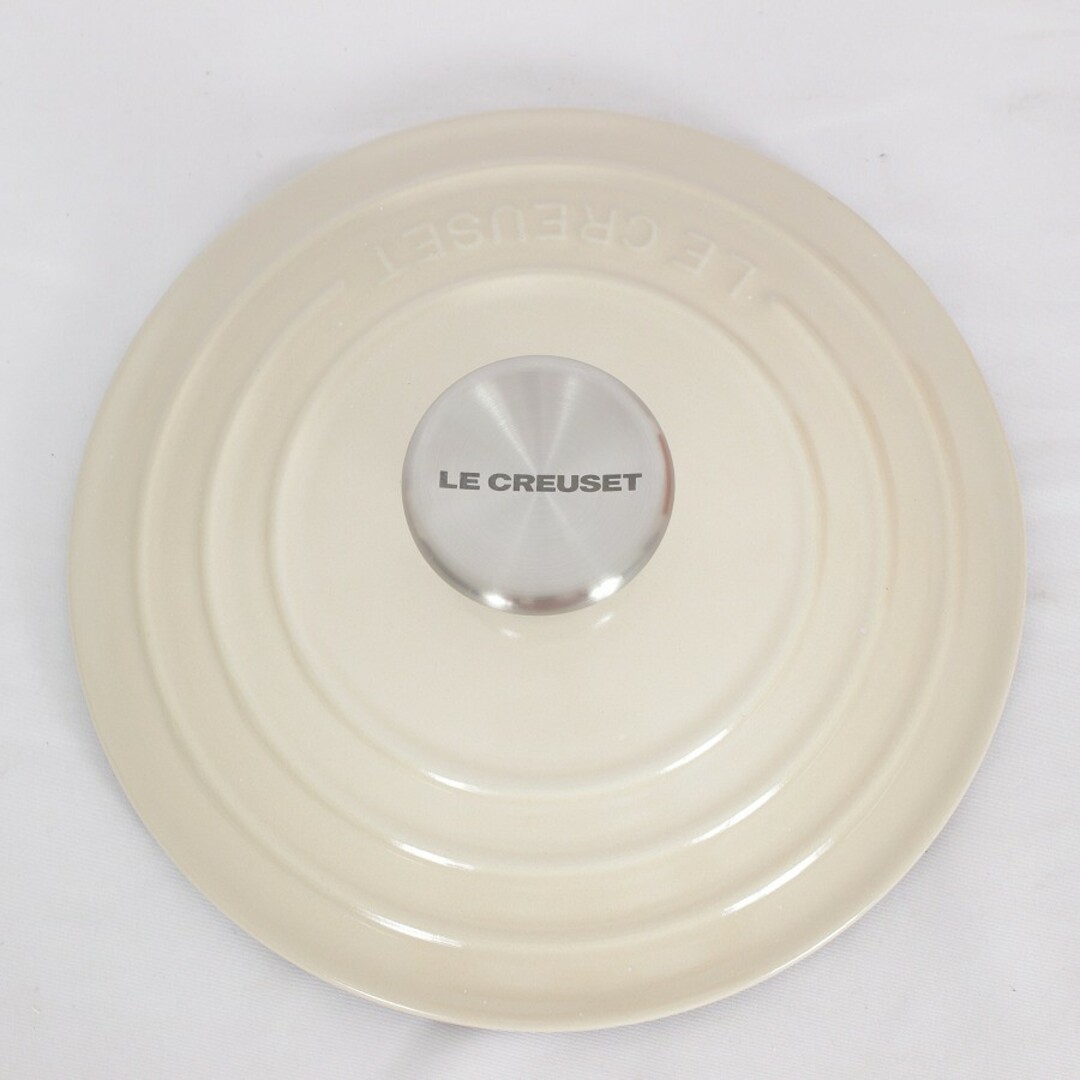 LE CREUSET(ルクルーゼ)の【新品】ル・クルーゼ ココット ロンド 18cm デューン 21001-18-68 ホーロー 両手鍋 LE CREUSET 本体 インテリア/住まい/日用品のキッチン/食器(鍋/フライパン)の商品写真