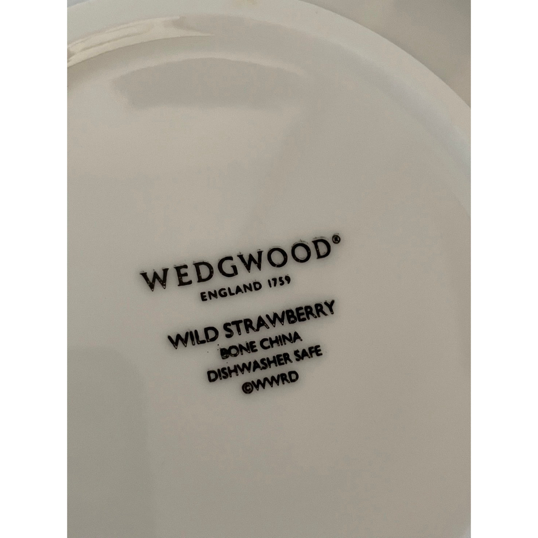 WEDGWOOD(ウェッジウッド)のウェッジウッドWEDGWOOD ワイルド ストロベリー マリアージュボール S  インテリア/住まい/日用品のキッチン/食器(食器)の商品写真