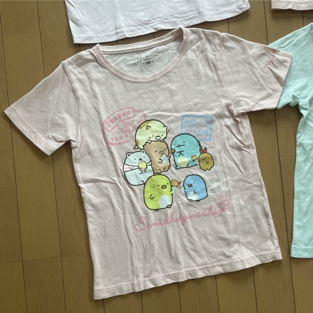 すみっコぐらし Tシャツ 4着まとめ売り♡130cm♡ キッズ/ベビー/マタニティのキッズ服女の子用(90cm~)(Tシャツ/カットソー)の商品写真