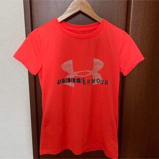 アンダーアーマー(UNDER ARMOUR)のアンダーアーマー　Tシャツ　レディース(Tシャツ/カットソー(半袖/袖なし))