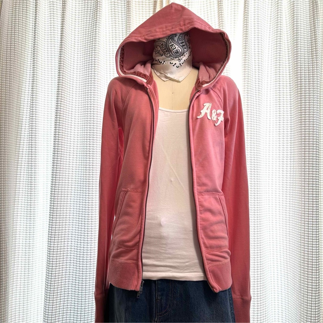 Abercrombie&Fitch(アバクロンビーアンドフィッチ)の美品!!★アバクロンビー&フィッチAbercrombie&Fitch★フーディ レディースのトップス(パーカー)の商品写真