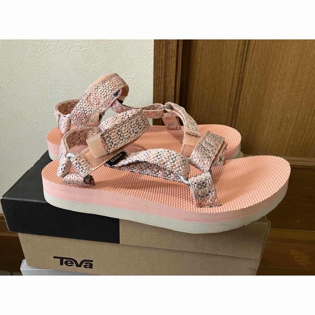 Teva(テバ)のTeva スポーツサンダル　ピンク　26.0cm レディースの靴/シューズ(サンダル)の商品写真