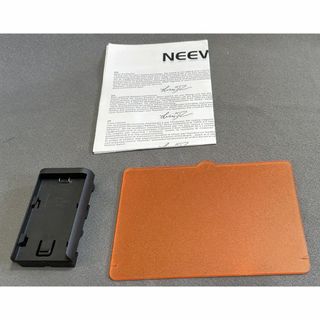 ニーワー(NEEWER)の★NEEWERのLEDビデオライト「CN-160」の付属品はいかがですか？(ストロボ/照明)