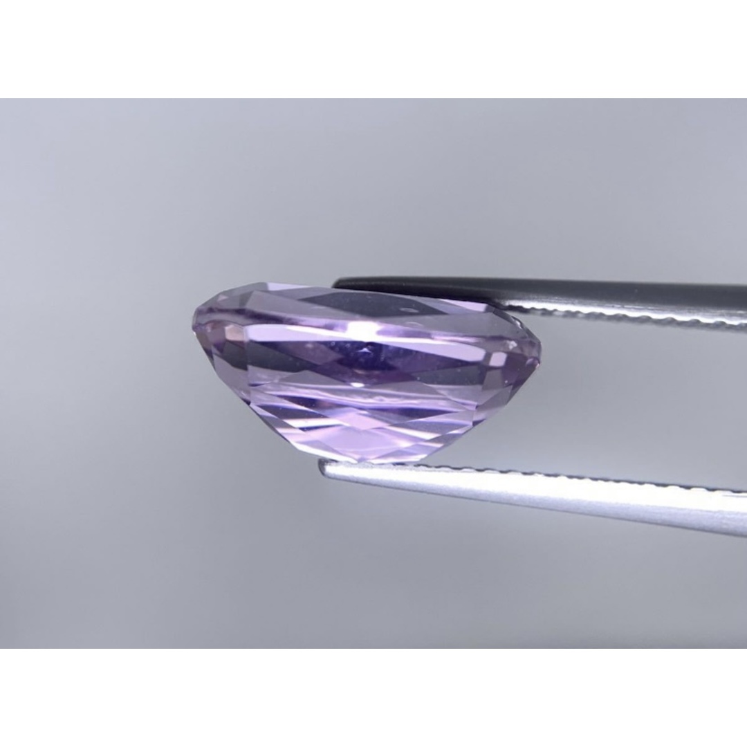 宝石ソーティング付き 天然 アメシスト　（ 紫水晶 ） 5.055ct 縦13.0㎜×横9.0㎜×高さ6.2㎜ 2756Y ハンドメイドの素材/材料(各種パーツ)の商品写真