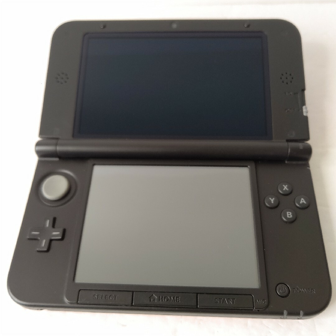 ニンテンドー3DS(ニンテンドー3DS)のNintendo　ニンテンドー3DSLL レッドブラック　極美品　任天堂ゲーム機 エンタメ/ホビーのゲームソフト/ゲーム機本体(携帯用ゲーム機本体)の商品写真