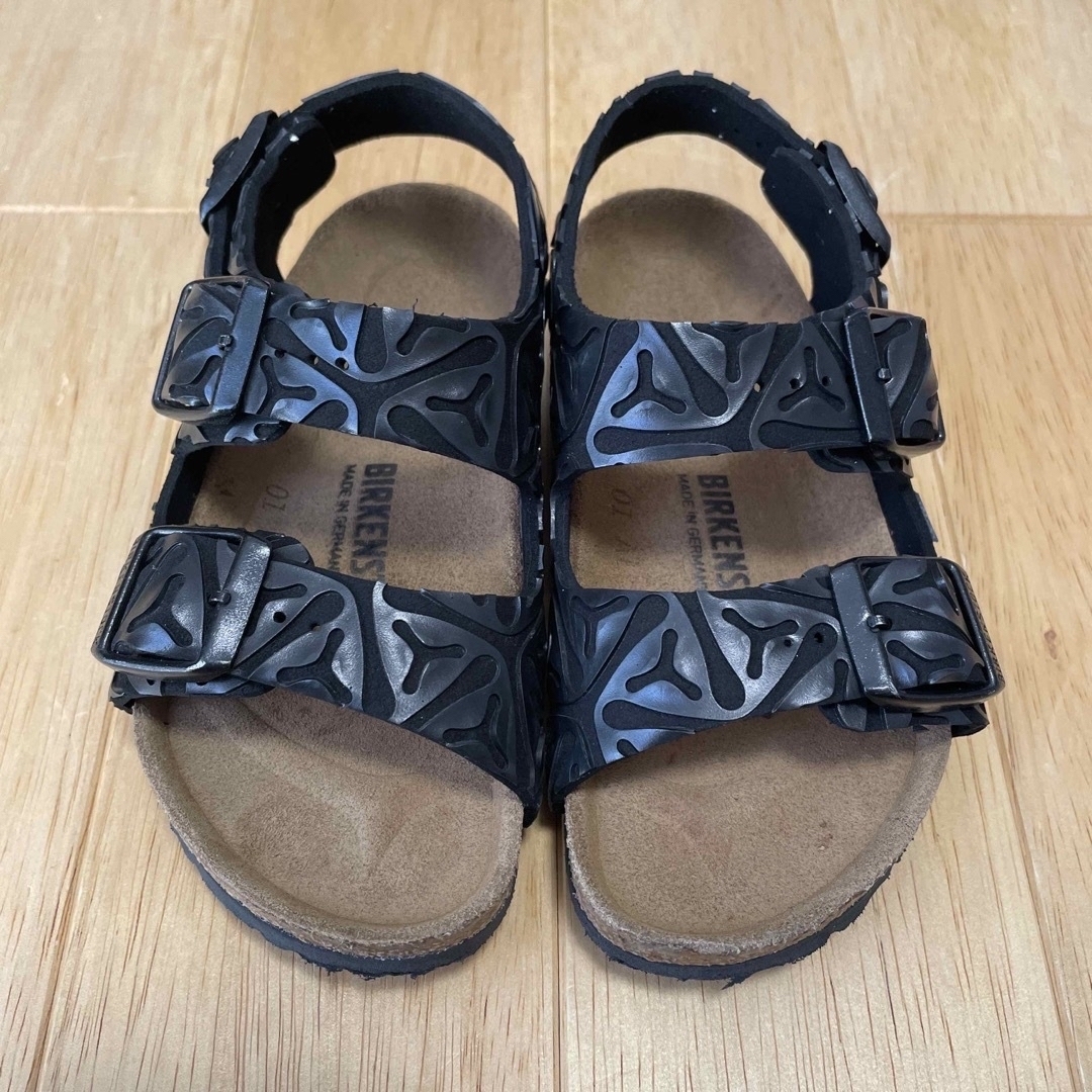 BIRKENSTOCK(ビルケンシュトック)のビルケンシュトック   キッズ　サンダル　サイズ16.5cm  ブラック　ベルト キッズ/ベビー/マタニティのキッズ靴/シューズ(15cm~)(サンダル)の商品写真