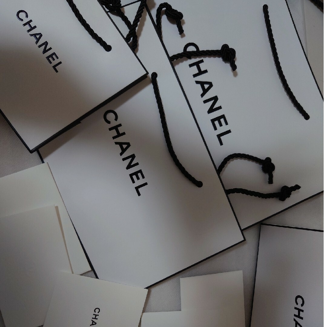 CHANEL(シャネル)のCHANELシャネル　ショッパー　ボックス レディースのバッグ(ショップ袋)の商品写真