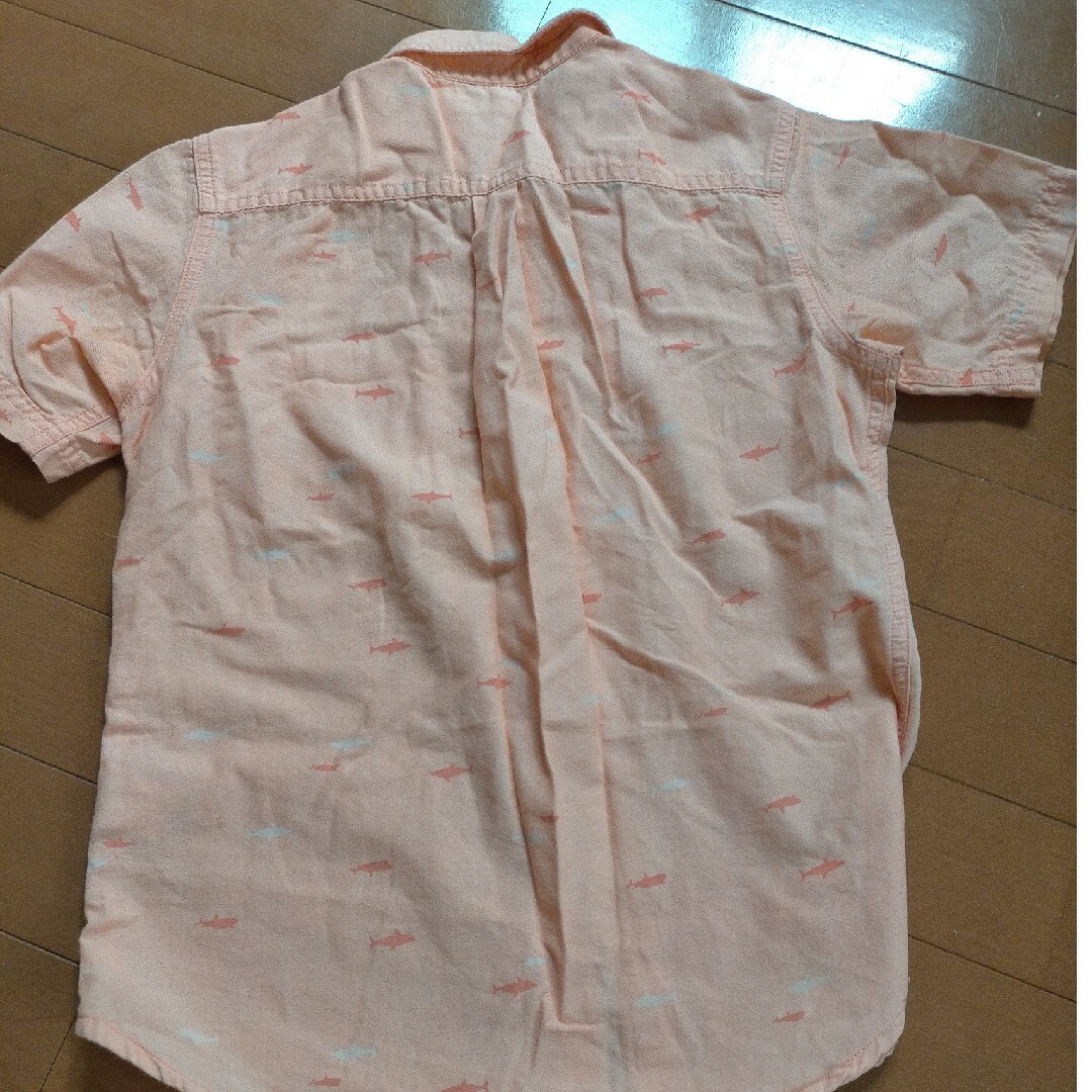 GU(ジーユー)のボタンシャツ キッズ/ベビー/マタニティのキッズ服男の子用(90cm~)(ブラウス)の商品写真
