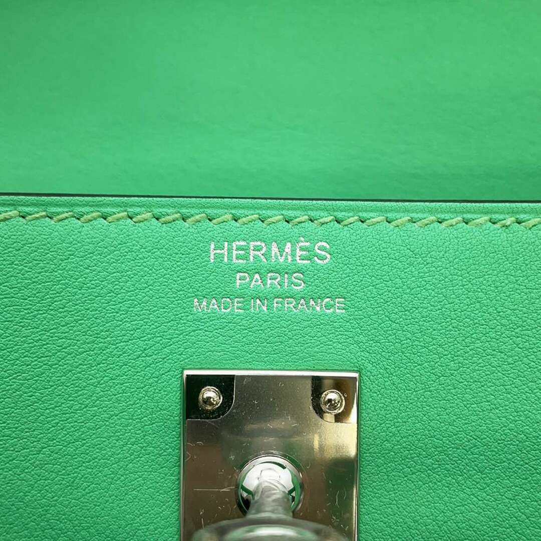 Hermes(エルメス)のエルメス ショルダーバッグ ケリー ムーブ ヴェールコミック/シルバー金具 スイフト W刻印 レディースのバッグ(ショルダーバッグ)の商品写真