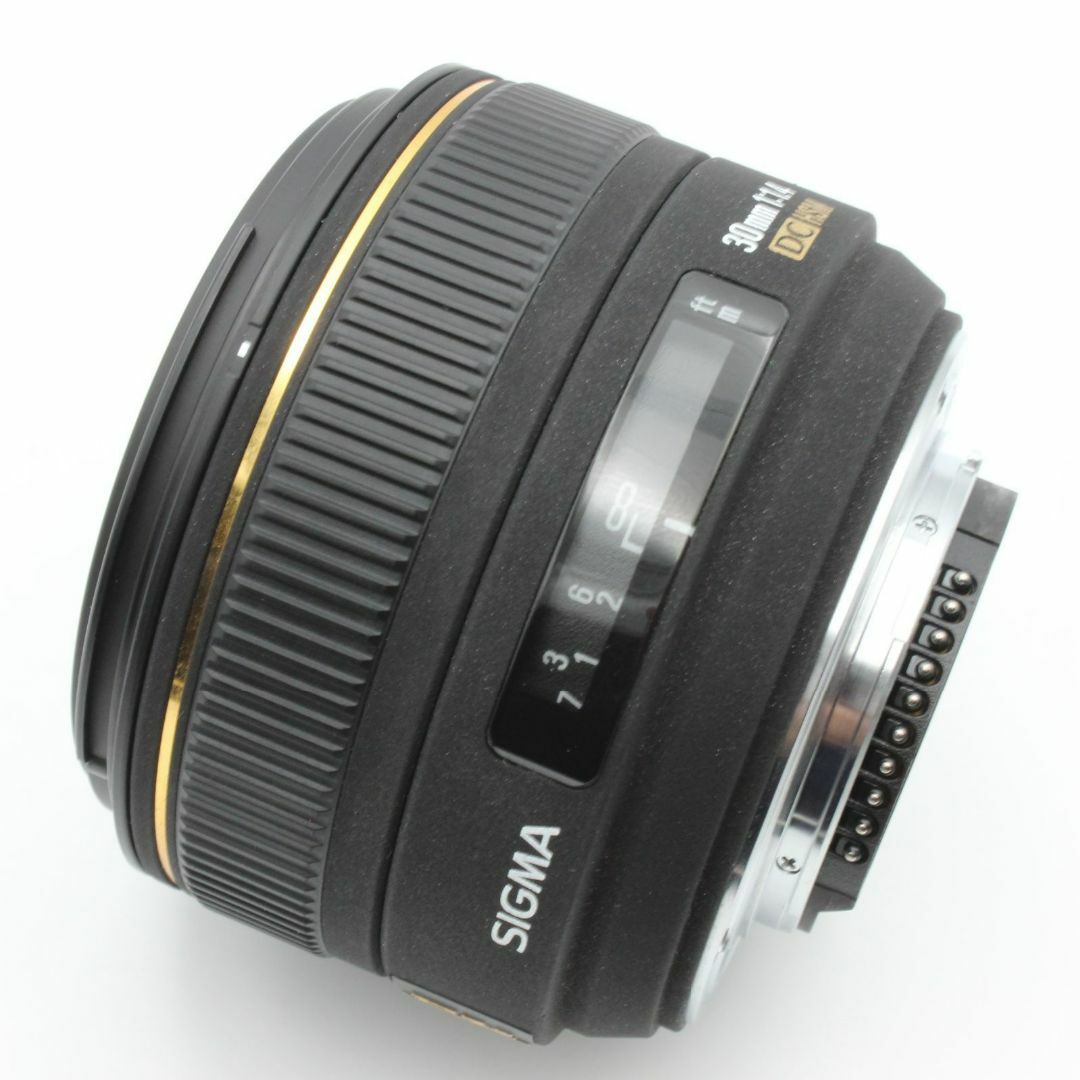 SIGMA(シグマ)の【極美品】 SIGMA シグマ 30mm F1.4 EX DC HSM ニコン スマホ/家電/カメラのカメラ(レンズ(単焦点))の商品写真