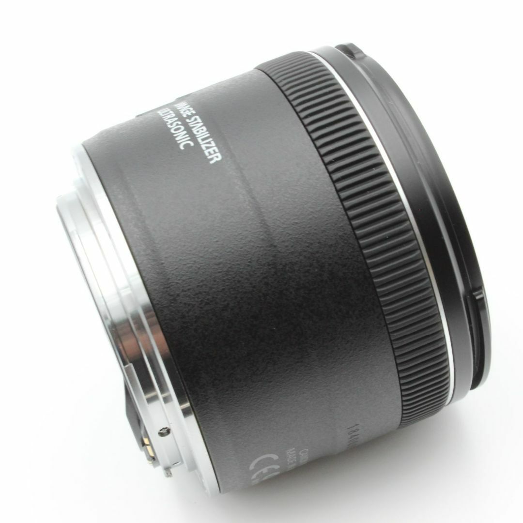 Canon(キヤノン)の【新品同様】 Canon キヤノン EF 28mm f2.8 IS USM スマホ/家電/カメラのカメラ(レンズ(単焦点))の商品写真