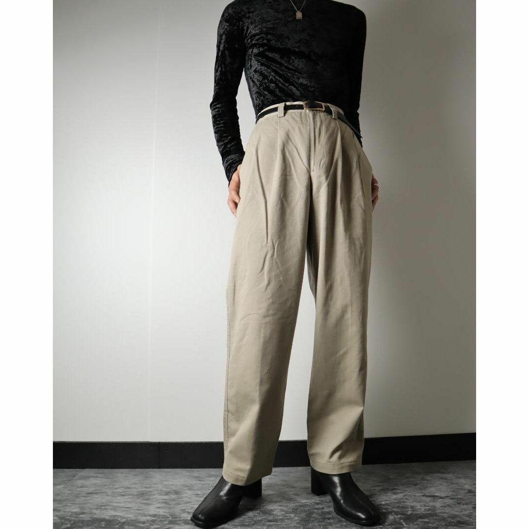 VINTAGE(ヴィンテージ)のDOCKERS 2タック ワイド チノパン コットンパンツ ベージュ W32 メンズのパンツ(チノパン)の商品写真