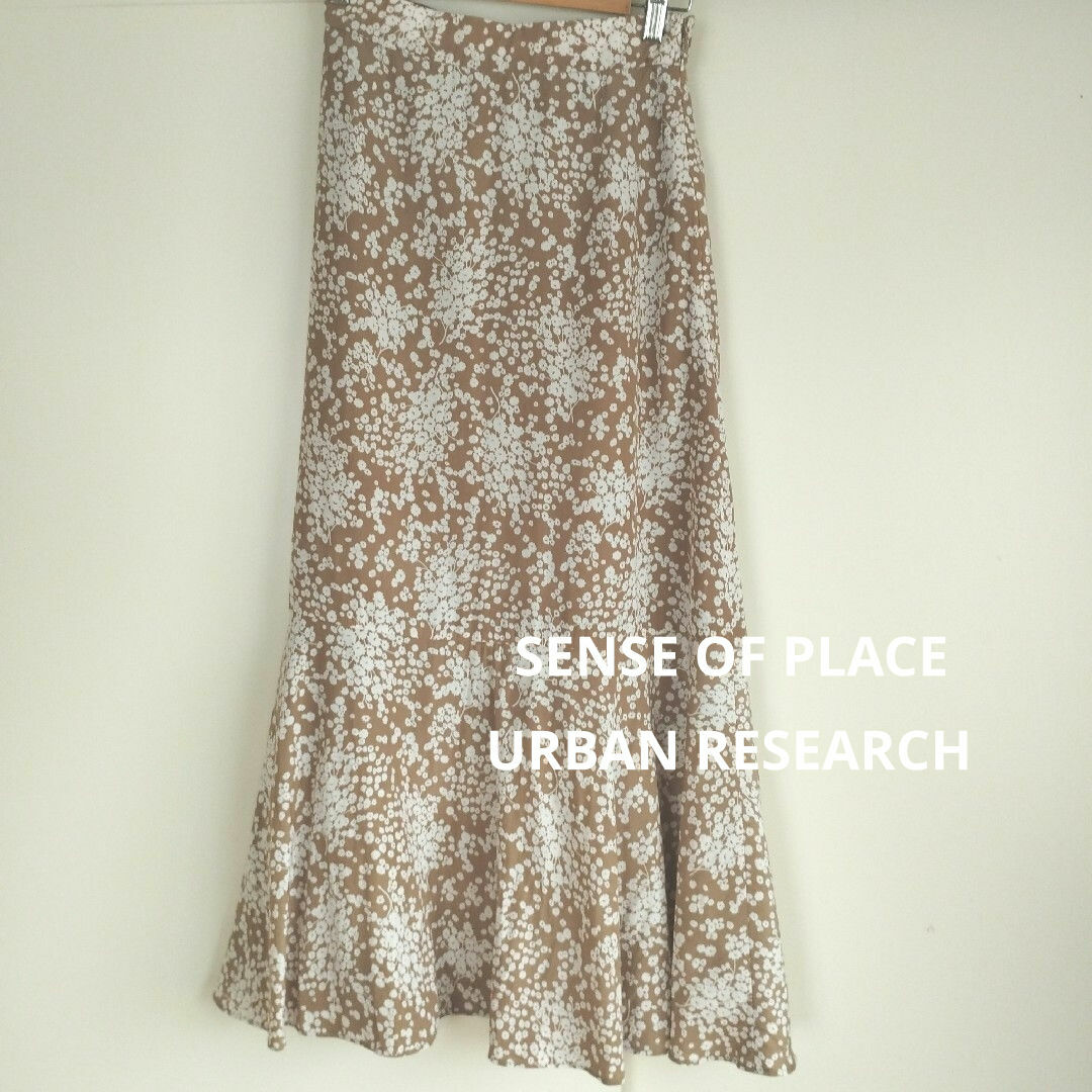 SENSE OF PLACE by URBAN RESEARCH(センスオブプレイスバイアーバンリサーチ)のSENSE OF PLACE 花柄ロングスカート　マキシスカート　ウエストゴム レディースのスカート(ロングスカート)の商品写真