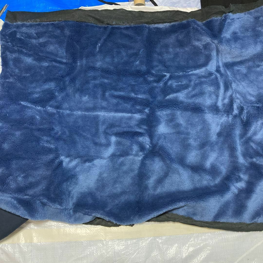 布地生地ハギレno1516ミンク長短毛ブルー　裏貼りあり ハンドメイドの素材/材料(生地/糸)の商品写真