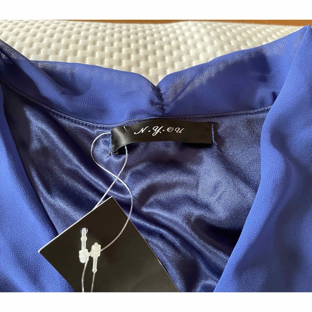レディース服　トップス　2WAYアレンジブラウス　新品未使用品　タグ付き レディースのトップス(シャツ/ブラウス(半袖/袖なし))の商品写真