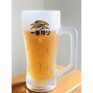 食品サンプル　実物大　麒麟ビール　ジョッキ　水滴付き ビアジョッキ ジョッキ(その他)