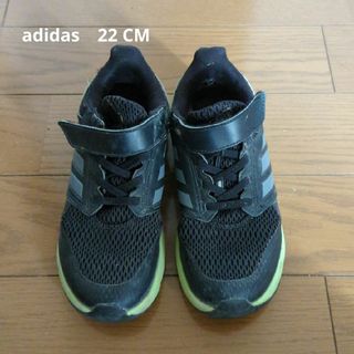 アディダス(adidas)のadidasスニーカー　22 センチ(スニーカー)