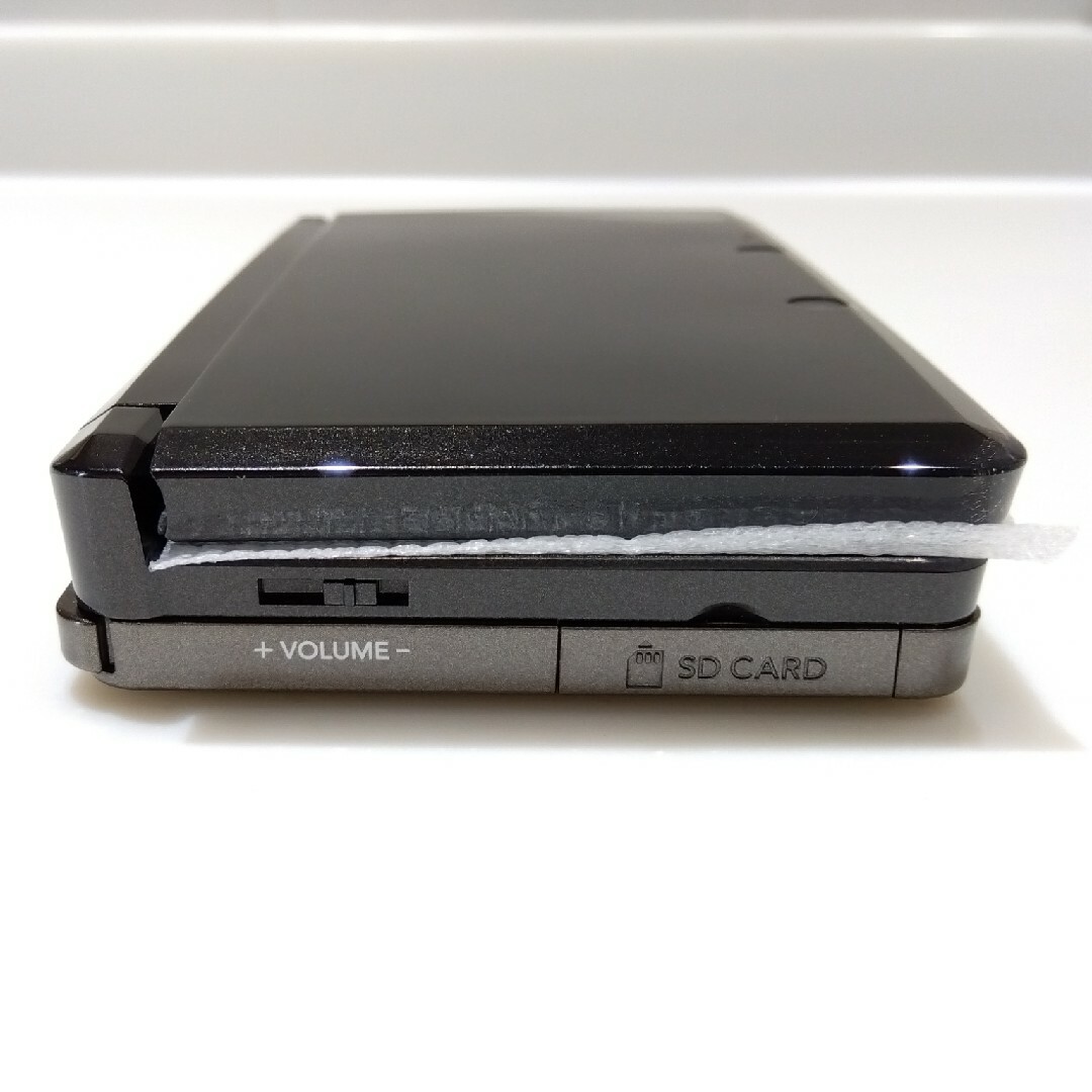 任天堂(ニンテンドウ)のNintendo 3DS 本体  コスモブラック エンタメ/ホビーのゲームソフト/ゲーム機本体(携帯用ゲーム機本体)の商品写真