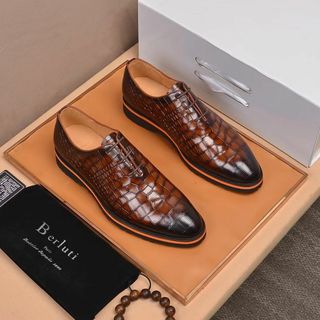 ベルルッティ(Berluti)の超人氣Berlutiベルルッティです美品革のビジネスシューズです(その他)