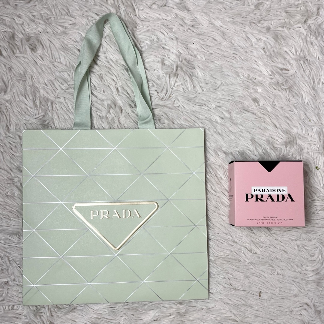 PRADA(プラダ)の新品 プラダ パラドックス オーデパルファム 50ml  箱 ショッパー付 香水 コスメ/美容の香水(香水(女性用))の商品写真