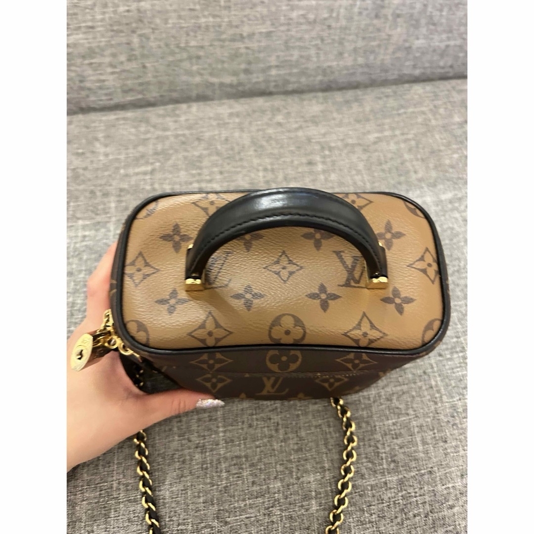 LOUIS VUITTON(ルイヴィトン)のLOUIS VITTON レディースのバッグ(ショルダーバッグ)の商品写真