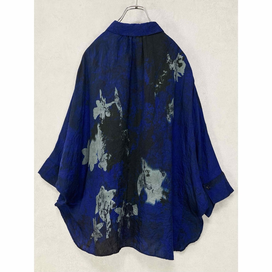 Y's(ワイズ)のY's FLOWER PRINT WRINKLE CAPE SHIRT 2 レディースのトップス(シャツ/ブラウス(長袖/七分))の商品写真