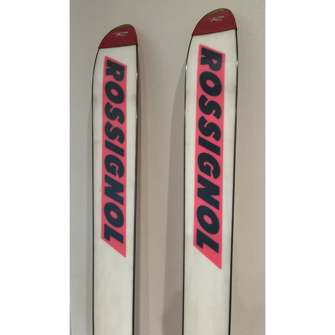 ROSSIGNOL(ロシニョール)のスキー板　ロシニョール　178cm     ピンク ビンディング サロモン スポーツ/アウトドアのスキー(板)の商品写真