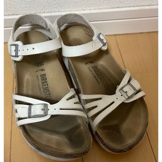 ビルケンシュトック(BIRKENSTOCK)のビルケンシュトック  バリ　白　36 23.5cm(サンダル)