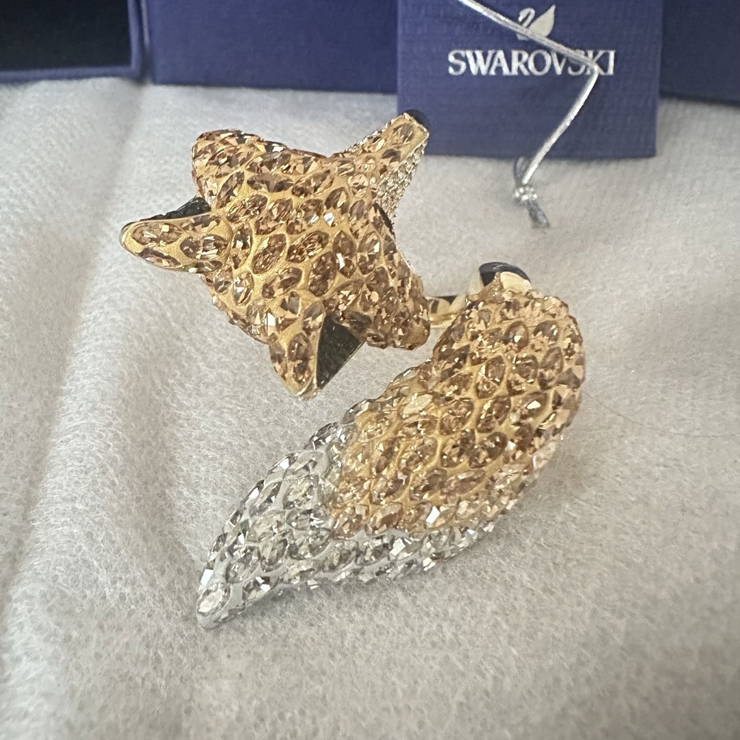 SWAROVSKI(スワロフスキー)の新品Swarovski ゴールドキツネリングMARCH FOX レディースのアクセサリー(リング(指輪))の商品写真