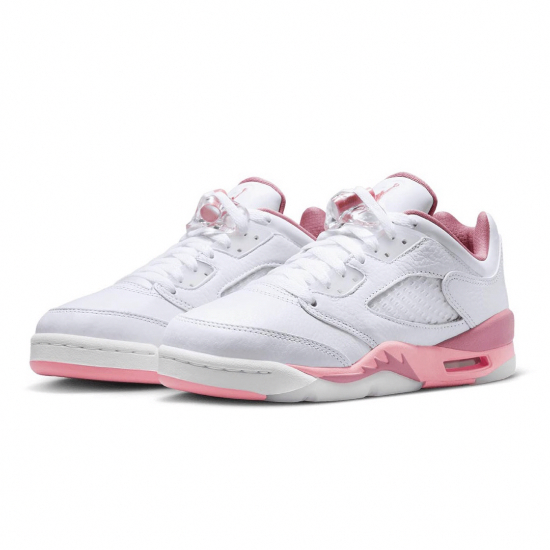 NIKE(ナイキ)のNIKE AIR JORDAN 5 RETRO LOW GS 新品　24.5cm レディースの靴/シューズ(スニーカー)の商品写真